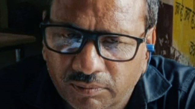 बाइक चला रहे शख्स की हार्ट अटैक से मौत