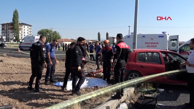 Aksaray'da trafik kazası ; 1 ölü 9 yaralı