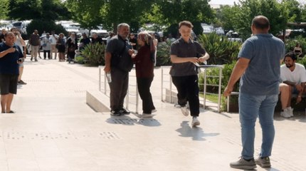 Velilerin alkışlı desteğiyle son saniyede salona giriş yaptı