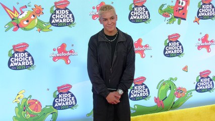 Trey Makai 2025 Kids' Choice Awards Orange Carpet