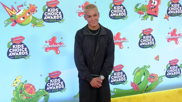 Trey Makai 2025 Kids' Choice Awards Orange Carpet