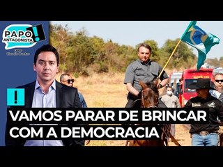 Vamos parar de brincar com a democracia