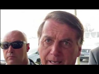 Bolsonaro pede que paralisação de caminhoneiros acabe "até domingo"