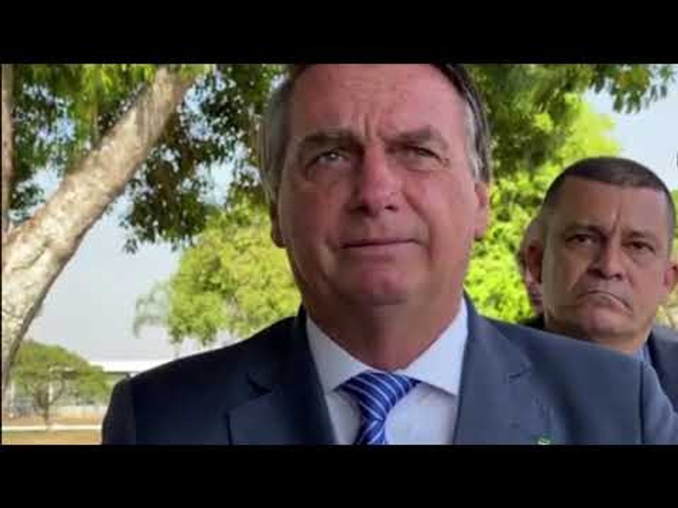 Bolsonaro, sobre manifestantes que pediram seu impeachment: "Minoria digna de dó"