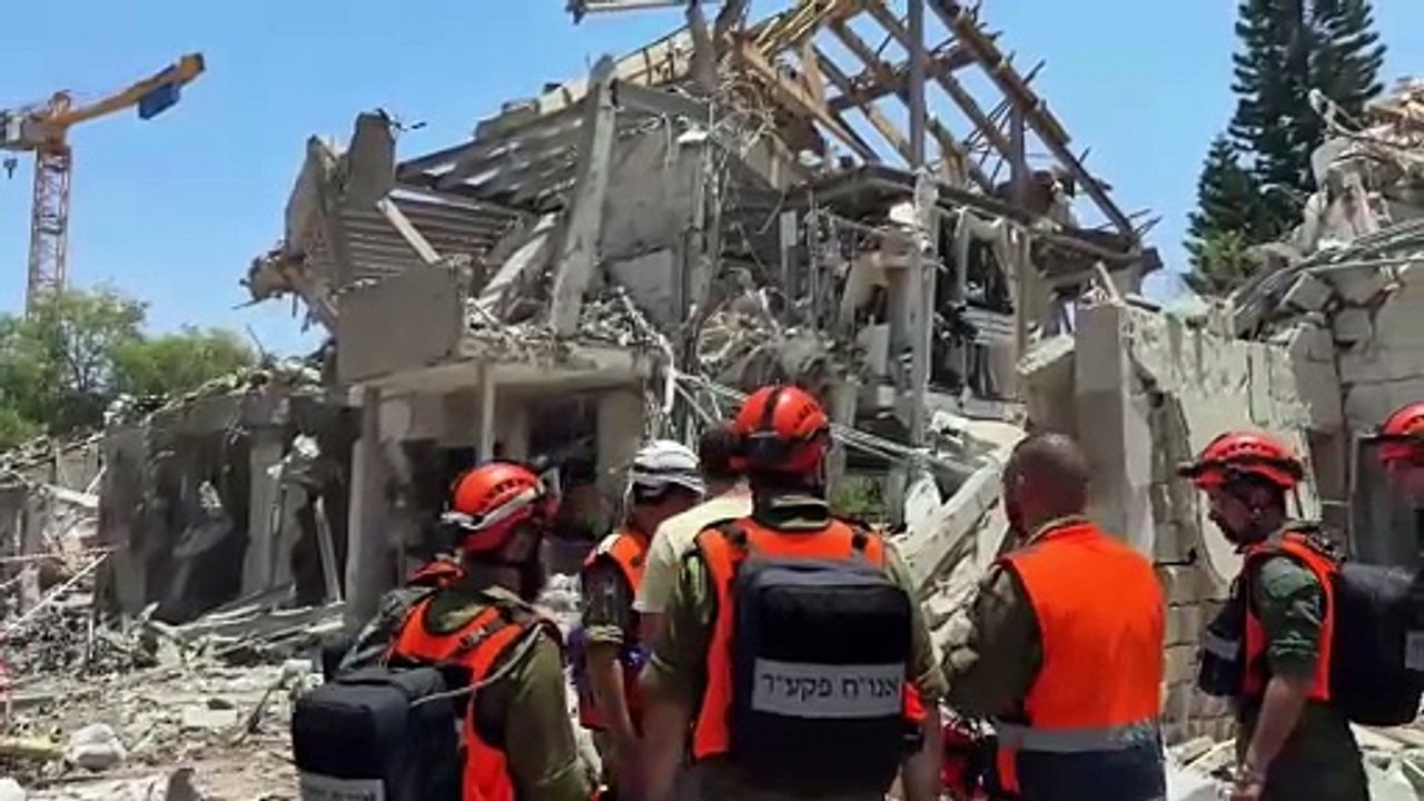 Al menos treinta misiles iraníes impactan en territorio israelí