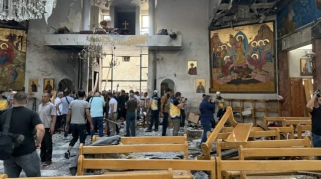 Suriye'de kilisede korkunç patlama: Çok sayıda ölü ve yaralı var