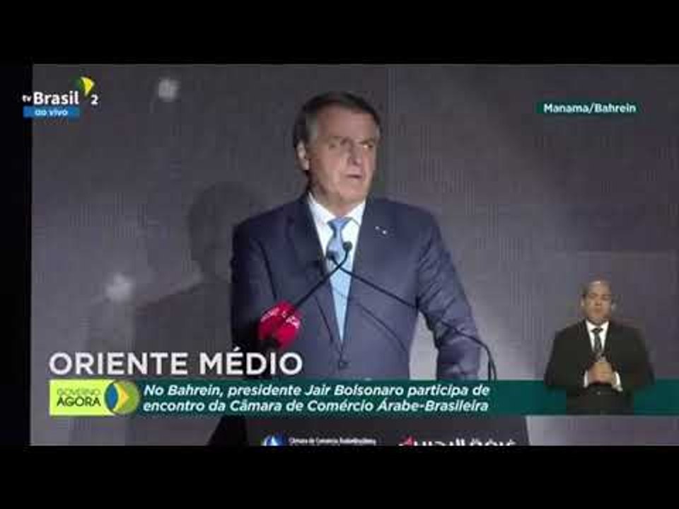 Bolsonaro diz que Brasil "se comportou muito bem" no combate à Covid