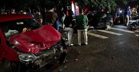 Grave acidente na Rua Cuiabá deixa duas pessoas feridas