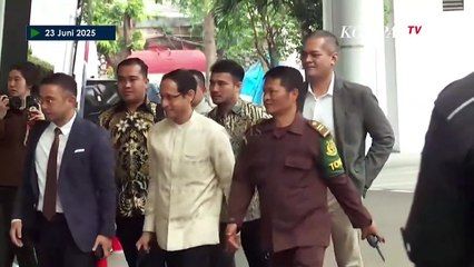 Detik-Detik Nadiem Makarim Tiba Penuhi Panggilan Kejagung, Diperiksa soal Kasus Chromebook