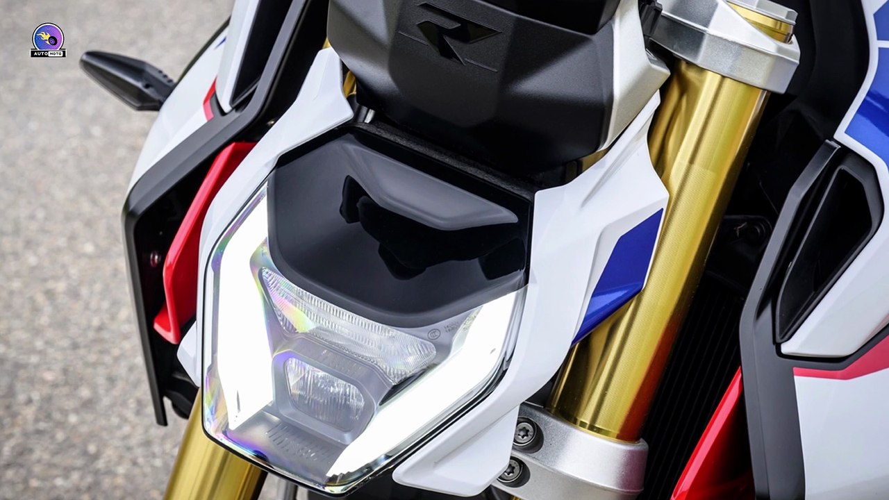 2025 BMW R1300R Review: Game-Changing Suspension Tech Tested!