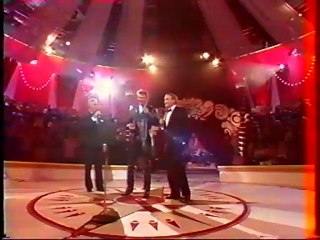 Johnny Hallyday – "I Wanna Make Love to You" & Discussion avec Brialy & Sardou – Salut TF1 (22 décembre 1994)
