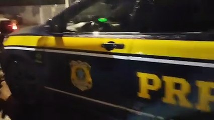 Durante madrugada chuvosa, PRF apreende 257 kg de maconha em Cascavel