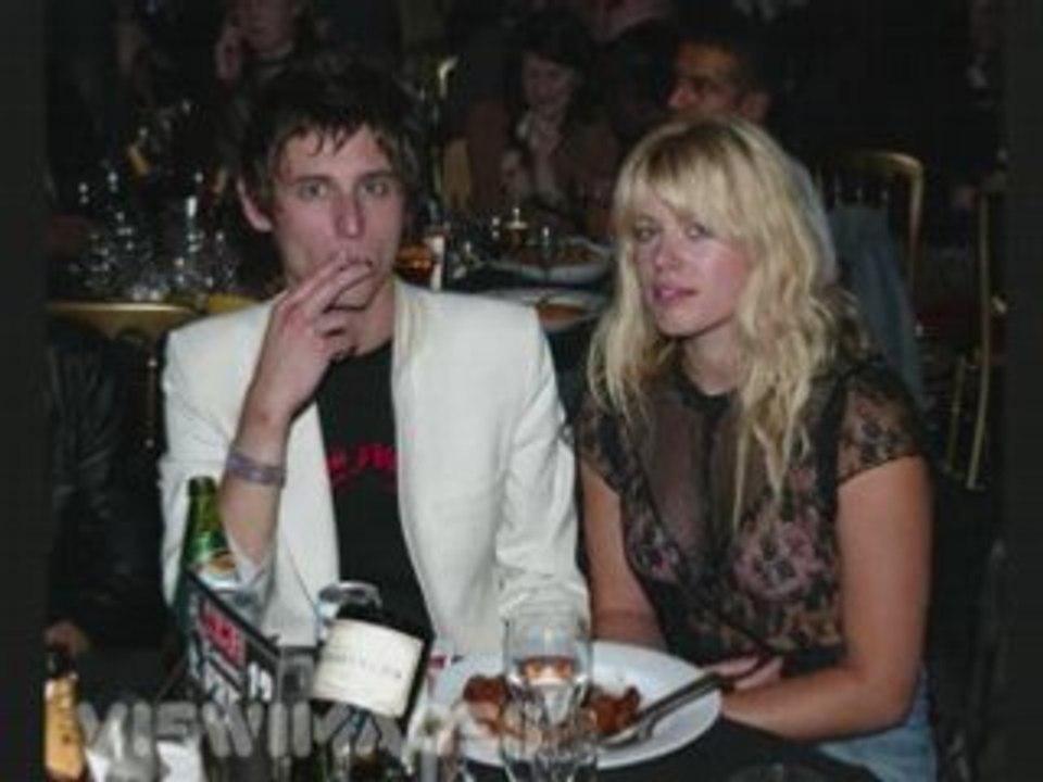 The Strokes and Girlfriends - This Life (demo) et photos