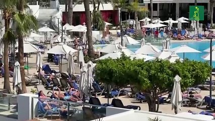 Las pernoctaciones en hoteles frenan el crecimiento y los precios siguen al alza