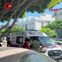 Yangında evde mahsur kaldı Kedisini bir an bile bırakmadı