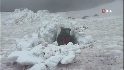 Yaz bu ilimize uğramadı! Haziran ayında karla mücadele