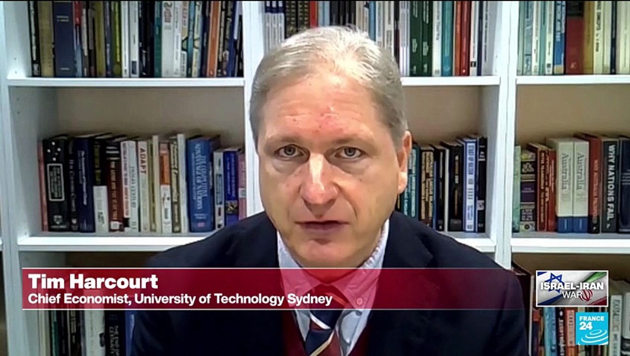 Oil markets wobble as Iran threatens to close Strait of Hormuz