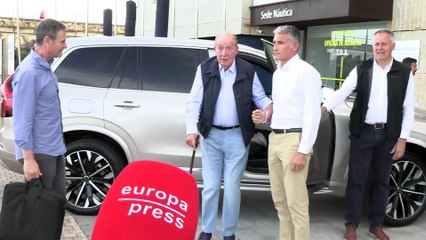 El desaire del Rey Juan Carlos con la prensa en Galicia: "Cuantas más mentiras digáis, me veréis mejor"
