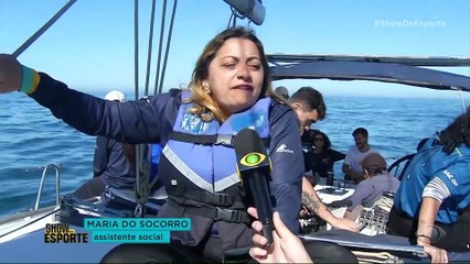 Projeto leva deficientes para velejar na baía de Guanabara