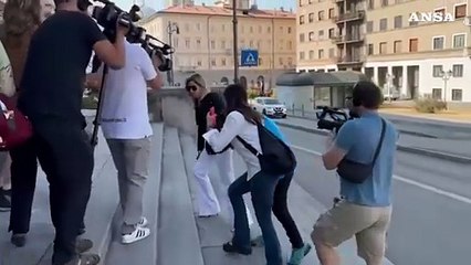 Caso Resinovich, l'arrivo di Visintin al tribunale per l'incidente probatorio