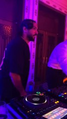 كيناز حكيم تحتفل بزواجها بطابع ملكي