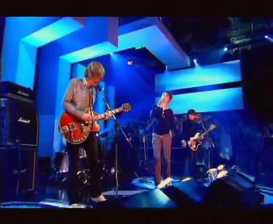 Le groupe Babyshambles chante "Fuck Forever" en live