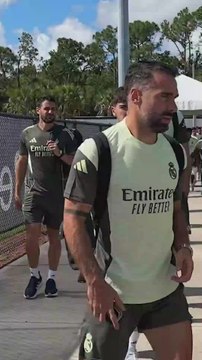 LLEGADA ENTRENO REAL MADRID