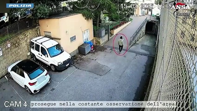 Attacchi incendiari a commissariato di polizia e caserma dei carabinieri, un arresto