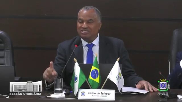 Festa das lâmpadas queimadas: Vereadores cobram ação e ameaçam bolo de aniversário em Cascavel