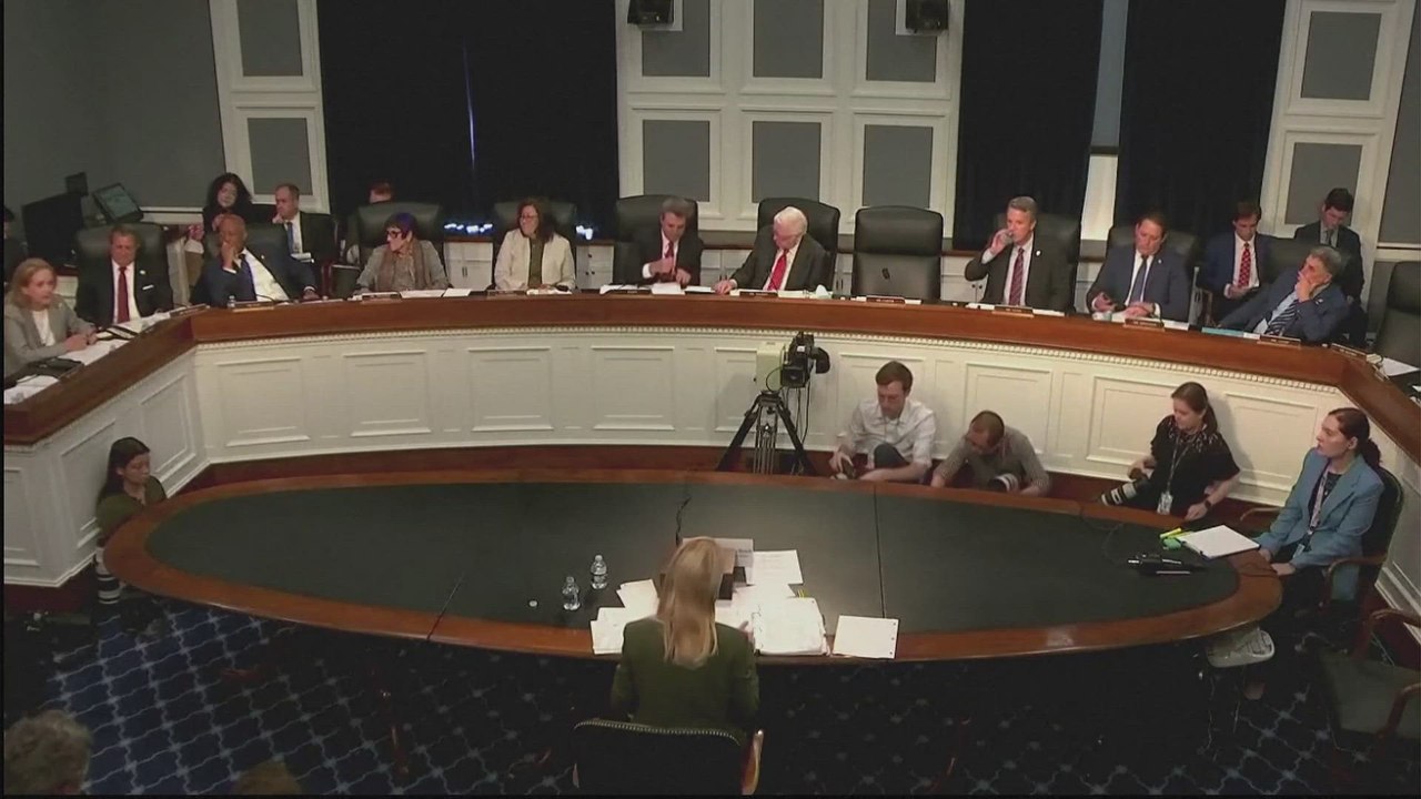 Pam Bondi ERUPTS in Fiery Confrontation with Democrat Madeleine Dean