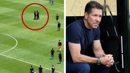 Atlético de Madrid vs, Botafogo: Simeone sale corriendo contra el árbitro al finalizar la primera parte