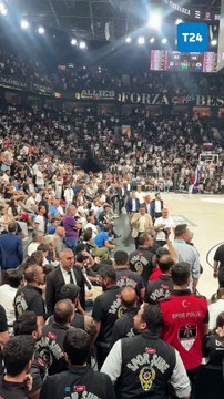 Beşiktaş Fibabanka-Fenerbahçe Beko derbisinde gergin anlar: Ali Koç locaya gitmek zorunda kaldı