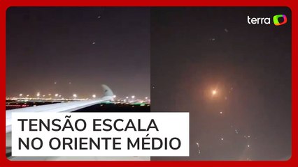 Vídeos mostram mísseis iranianos que tinham como alvo bases dos EUA cruzando o céu do Catar