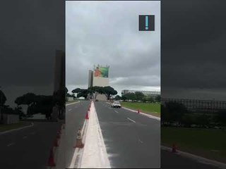 Operários preparam a festa da posse de Lula, na Esplanada dos Ministérios #shorts