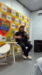 Berguinho comenta relação com a banda Seu Maxixe e carreira solo: ‘necessidade de fazer algo diferente’