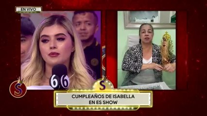 Isabella llora al pasar un cumpleaños lejos de casa