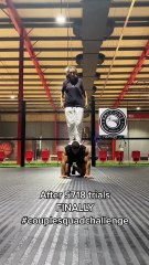 نورة تدخل في ملابس زوجها وتثير الجدل بتصرفها