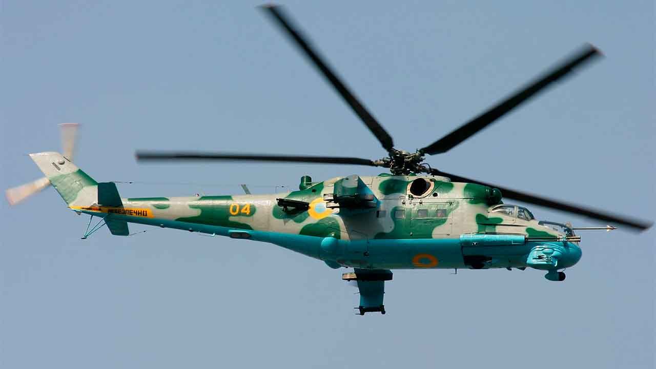 Video: Ukrainan Mi‑24 seuraa läheltä Geran‑2-itsemurhalennokkia
