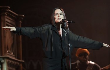 Jessie J face au cancer : la chanteuse donne de ses nouvelles après un passage à l'hôpital