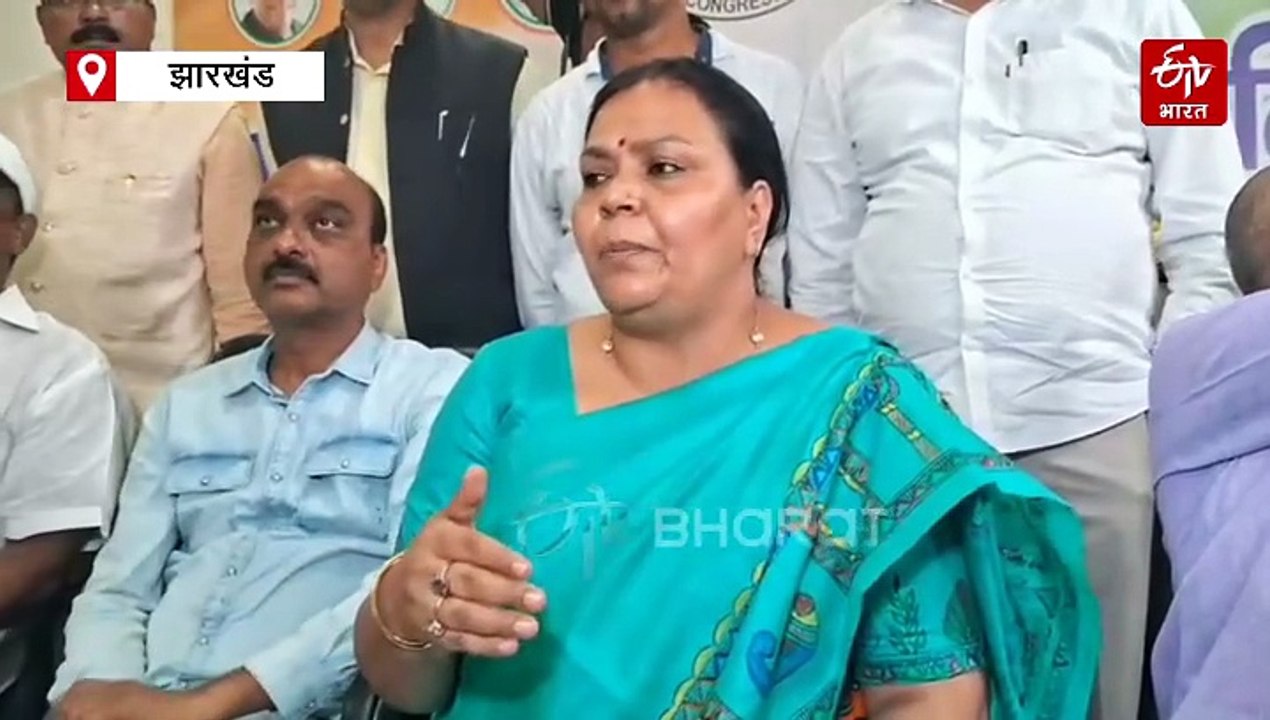 मंत्री दीपिका पांडे सिंह के जनता दरबार में फरियाद लेकर पहुंची महिला, पति के कब्जे से बच्ची को मुक्त कराने की गुहार