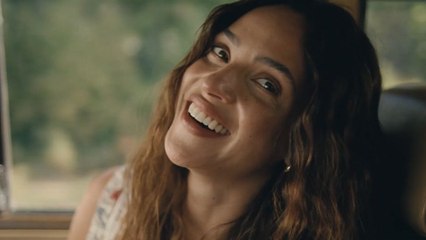 Amores à Parte Trailer Legendado