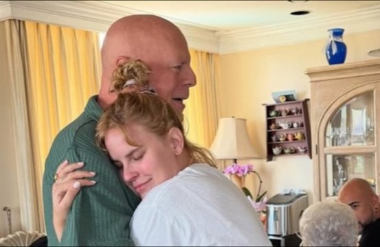 Tallulah Willis: Sie steht zu den Fotos von Papa Bruce Willis
