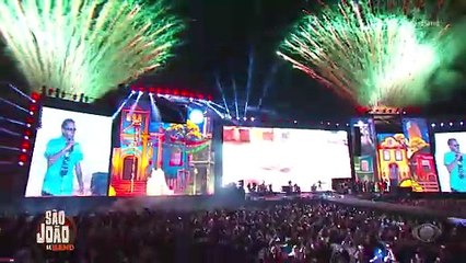 "Só Fé": Grelo tira todo mundo pra dançar com hit no São João da Band 2025; ouça!