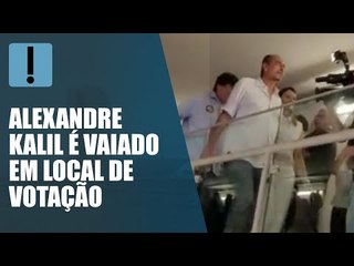 Kalil é vaiado em local de votação: "Vamos tirar esse país das trevas e colocar na luz"