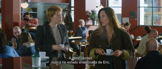 Tres amigas - Tráiler oficial VOSE