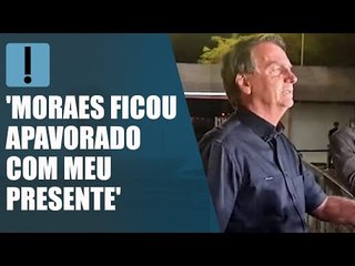 Jair Bolsonaro diz ter dado faca de presente a Alexandre de Moraes