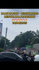 Si komo lewat, kata lagu