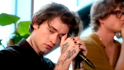 Official Trailer for Netflix’s Building the Band