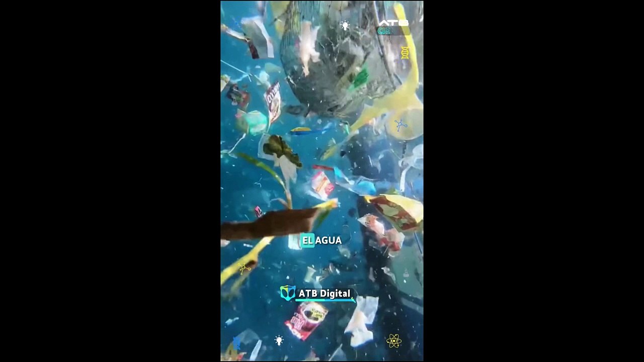 ATB CIENCIA  - Microplásticos en el aire, el agua y los alimentos