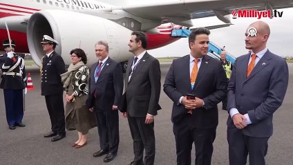 Cumhurbaşkanı Erdoğan özel uçak "TUR" ile Amsterdam'a geldi